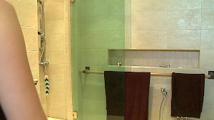 Jasmine Black fucking Katalin in the shower