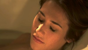 BFFs Eva and Riley share a thick cock up their assholes