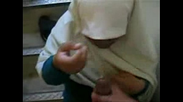 Aksi tudung labuh bj
