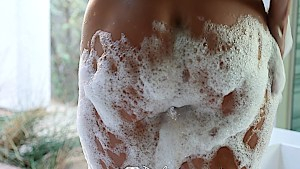 Gorgeous cougar fucks young dick