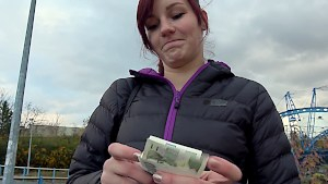 Having a good fuck with a sweet Czech girl in the back alley
